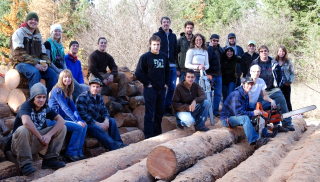 Kalesnikoff Lumber hits a cord with Selkirk students