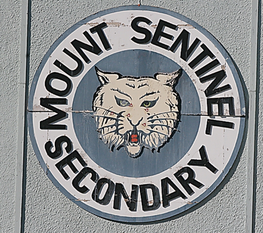 Mount Sentinel off to provincials once again, make 26th straight appearance after bouncing Crowe and Stanley Humphries at zone finals