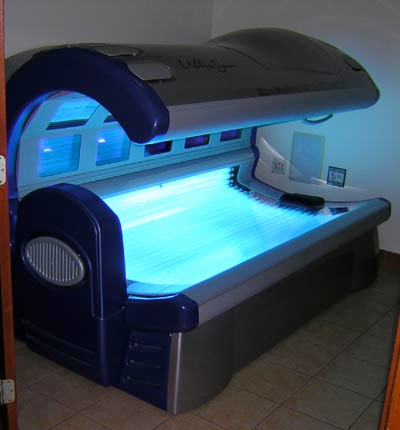  B.C. Government decides tanning not suitable for people under the age of 18, bans tanning beds