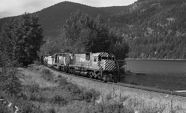 UPDATE: CP Rail line north of Atbara re-opens Sunday, excavator remains in Kootenay Lake as environmental experts determine best way to removed equipment without damaging area