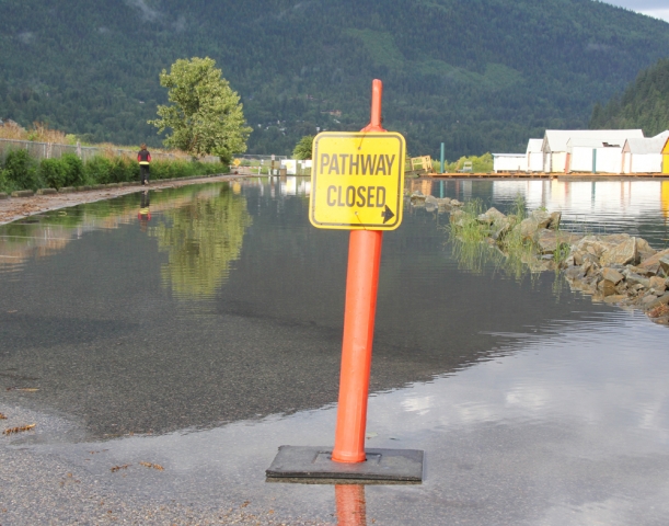 UPDATE: Environment Canada issues thunderstorm warning