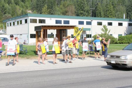 BCGEU stages one-day strike in support of fair and acceptable agreement