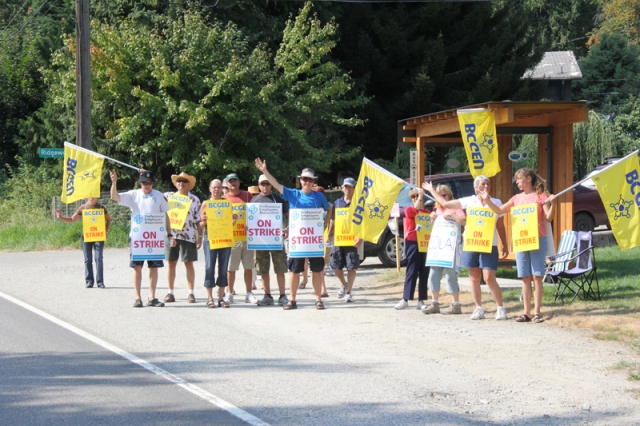 Nelson Forestry offices in mix as BCGEU stages one-day strike