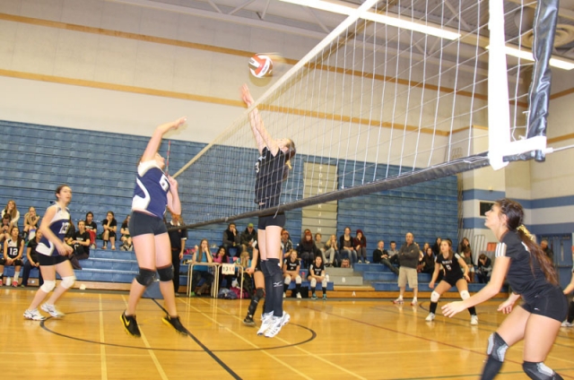 White Rock nips Mount Sentinel in three-set thriller at Single-A Volleyball Championships