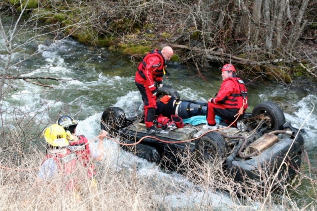 Quick action by Nelson's Mike Henderson saves life of Burnaby man