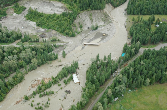 North Kootenay Lake residents begin clean-up from flooding