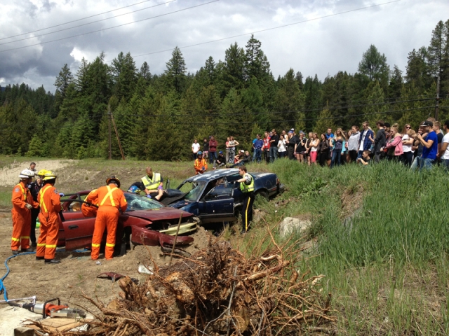 Mock accident gets the message out — DON'T DRINK AND DRIVE