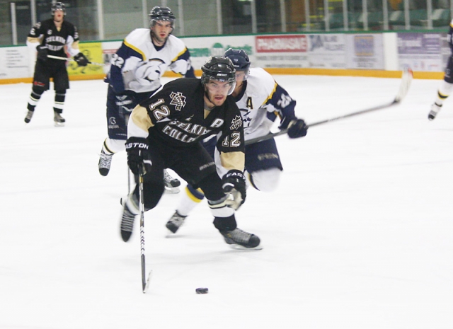 Banner-raising night Friday for Saints in Castlegar