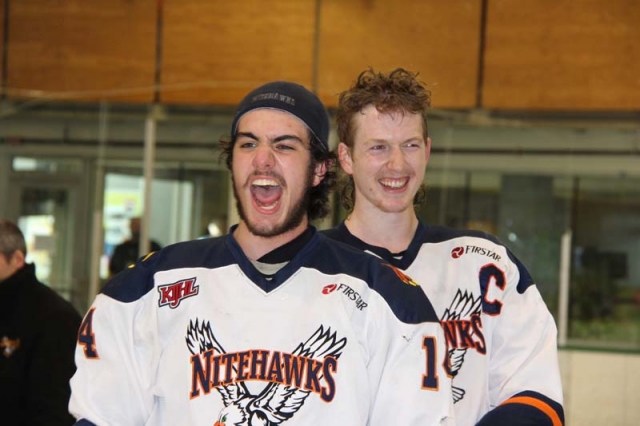 Nitehawk explosion rallies Beaver Valley to 2014 Cyclone Taylor Cup