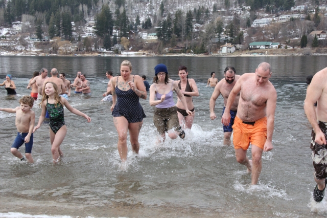 2015 Polar Bear Dip set for High Noon New Year's Day at Lakeside Park