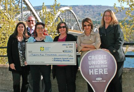 Kootenay Savings gives $25,000 to fight cancer