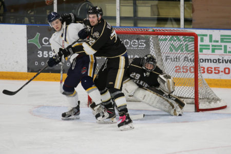 Selkirk Saints break out brooms to sweep pair of home games from UVIC Vikes