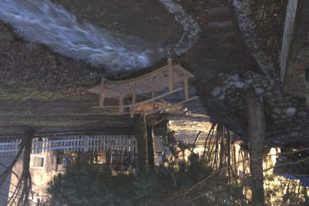 Mudslide prompts city to issue warning