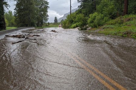RDCK issues evacuation order for Broadwater Road