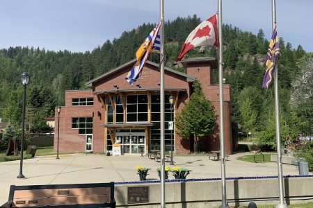 Castlegar City Hall lowers flags to half-mast, holds moment of silence