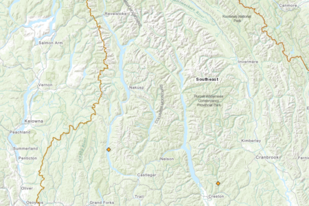 Two small fires being reported in Southeast Fire Centre