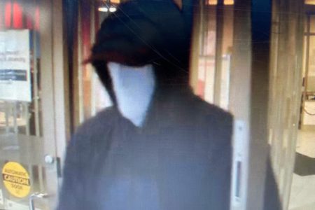 Police investigate armed robbery at Castlegar CIBC