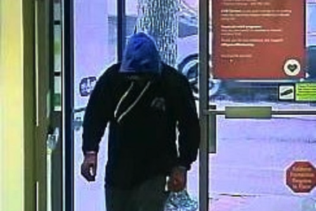 Grand Forks CIBC robbed, suspect at large